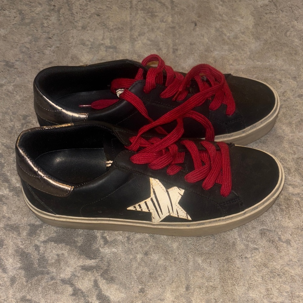 ShuShop Black Sneakers with Red Laces and White Star Accent